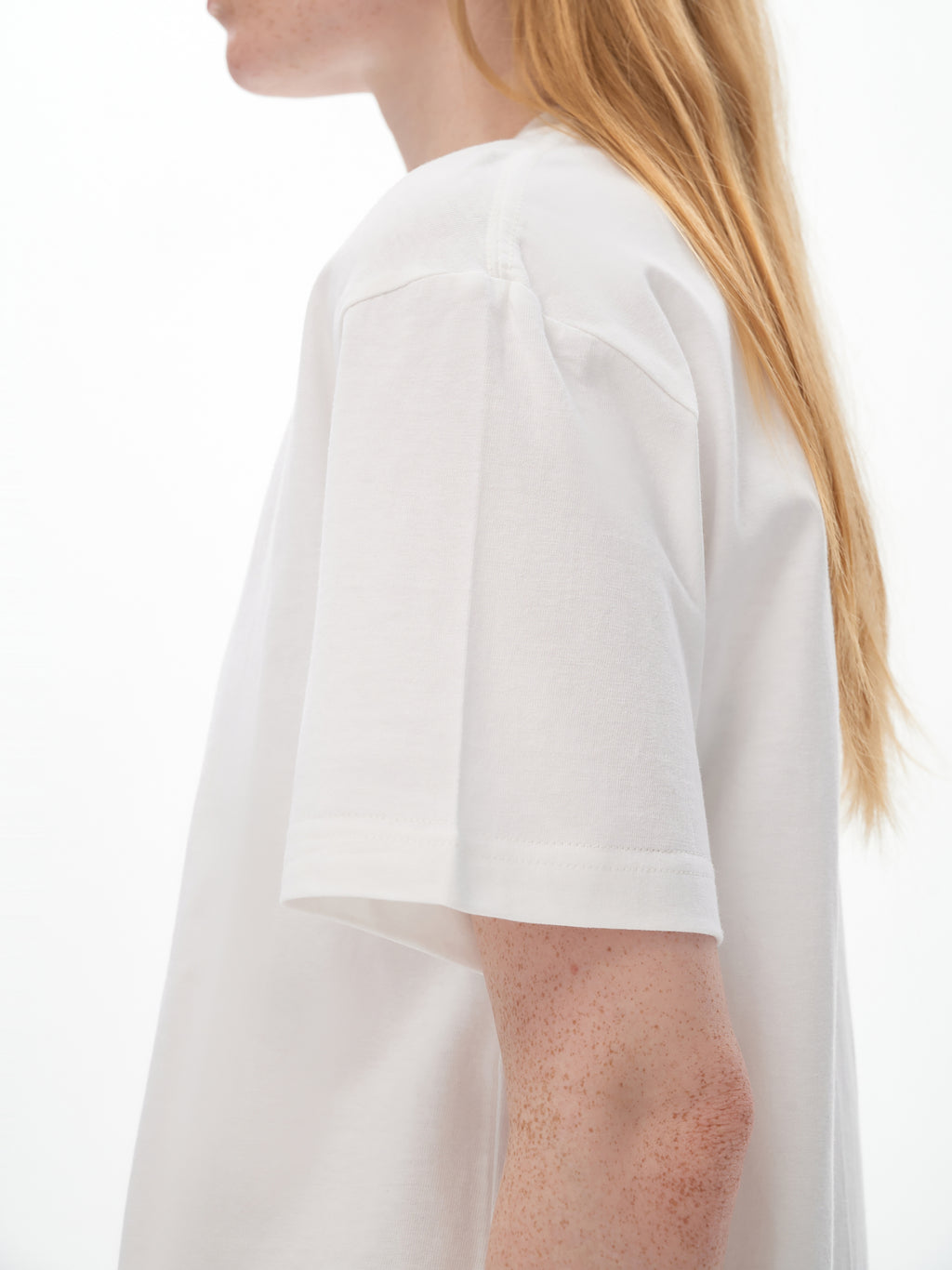 Glimo Playful Standing Cat Tee